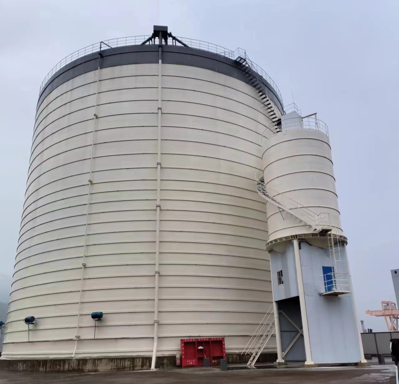 镇巴10万吨水泥钢板库